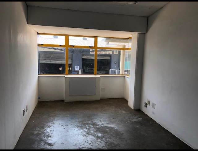 334M² MINI FACTORY TO LET IN RED HILL
