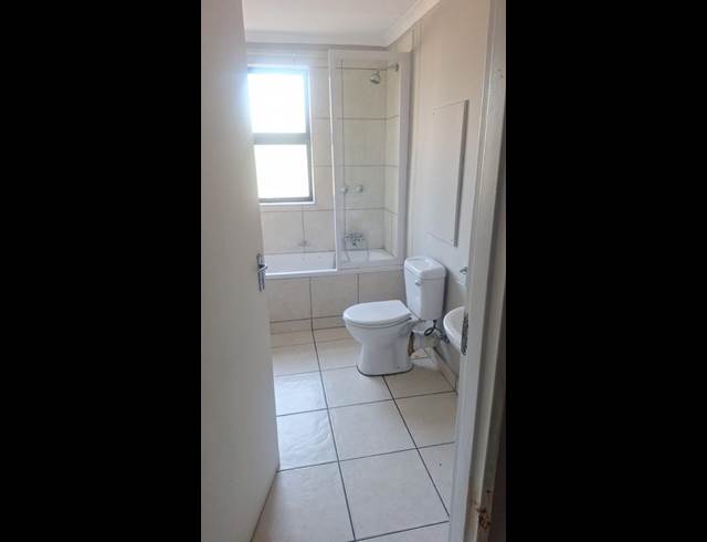 2 BEDROOM PROPERTY TO RENT IN FERNDALE