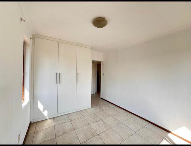 2 BEDROOM PROPERTY TO RENT IN SUNNINGHILL