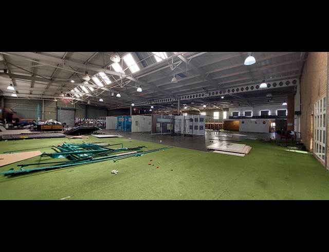 2,316M² WAREHOUSE TO LET IN ROOIHUISKRAAL