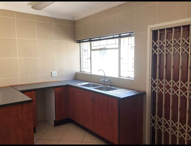 110M² OFFICE TO LET IN WIERDA PARK