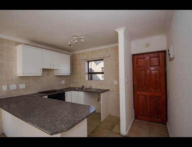 2 bed property to rent in STRAND