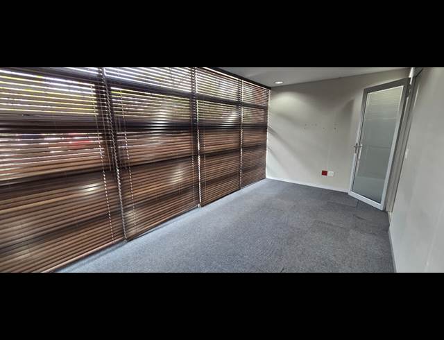 252M² OFFICE TO LET IN NELSPRUIT EXT 1