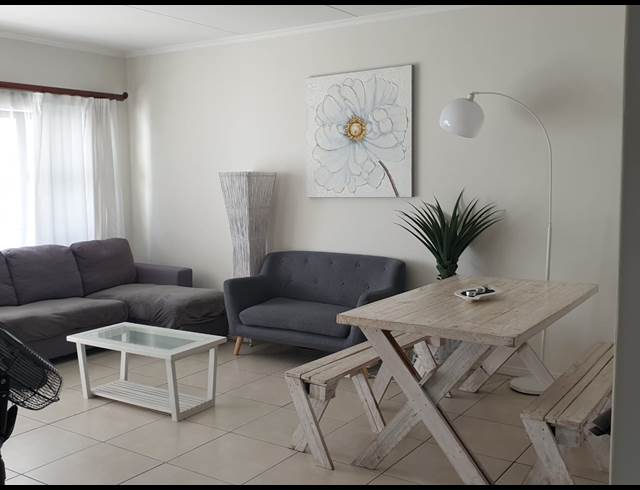 3 BEDROOM APARTMENT TO LET IN SANDOWN ESTATE