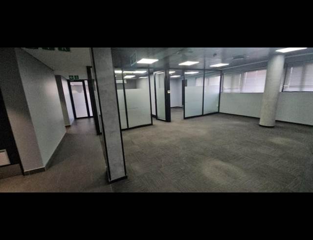 INDUSTRIAL PROPERTY TO RENT IN WATERFALL