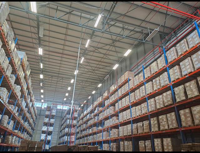 5,161M² FACTORY TO LET IN POMONA