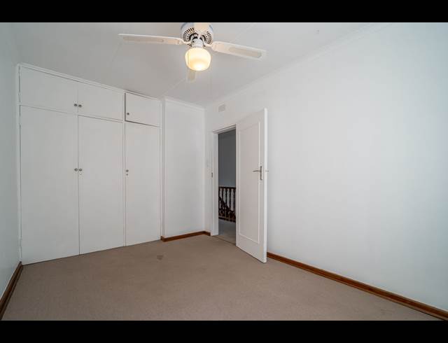 2 BEDROOM PROPERTY TO RENT IN HILLCREST CENTRAL
