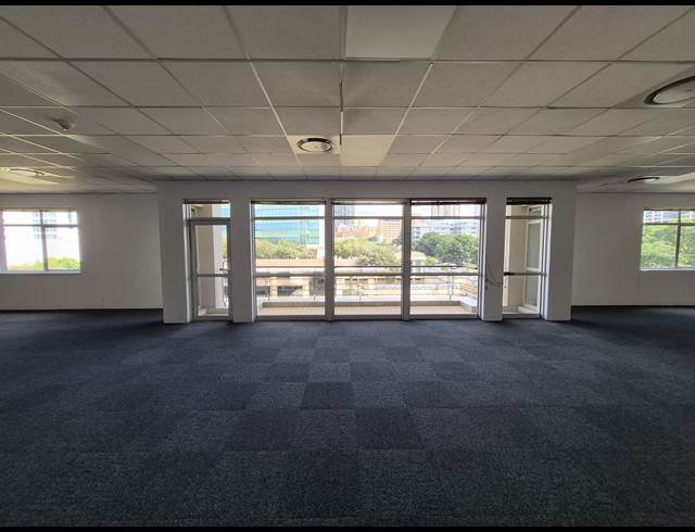 1,211M² OFFICE TO LET IN SANDTON CENTRAL