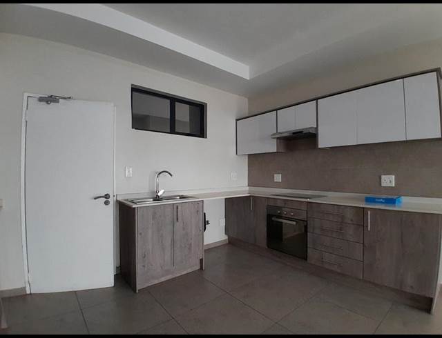 2 BEDROOM PROPERTY TO RENT IN RASLOUW