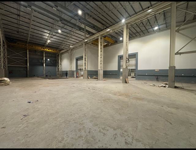 1,808M² WAREHOUSE TO LET IN BLACKHEATH INDUSTRIAL