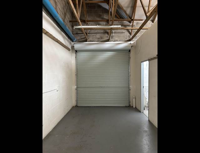 100M² BUSINESS CENTRE TO LET IN MARCONI BEAM INDUSTRIA