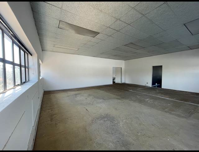 191.30M² BUSINESS CENTRE TO LET IN LAKEFIELD