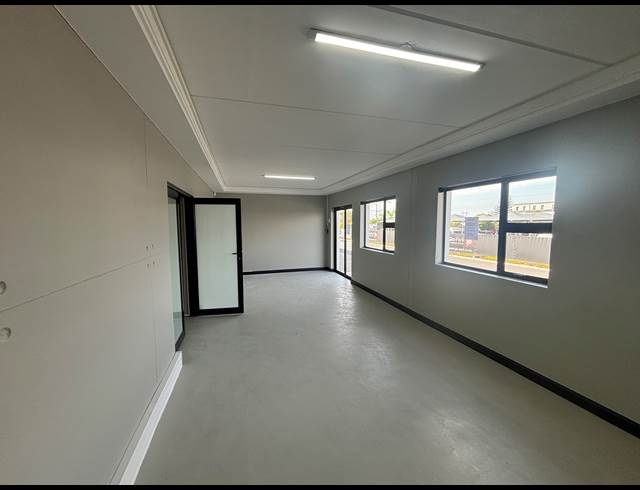 494M² WAREHOUSE TO LET IN FIRGROVE