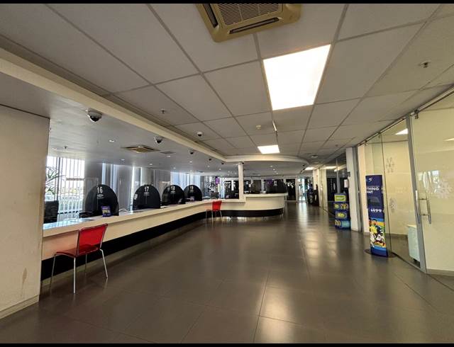 1,523M² OFFICE TO LET IN SOMERSET PARK