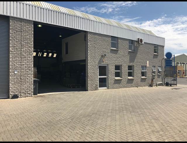 560M² WAREHOUSE TO LET IN EPPING INDUSTRIAL