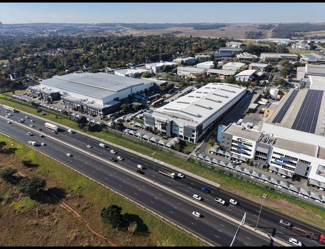8,760M² WAREHOUSE TO LET IN LINBRO PARK