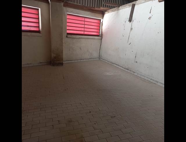 818M² WAREHOUSE TO LET IN CITY WEST