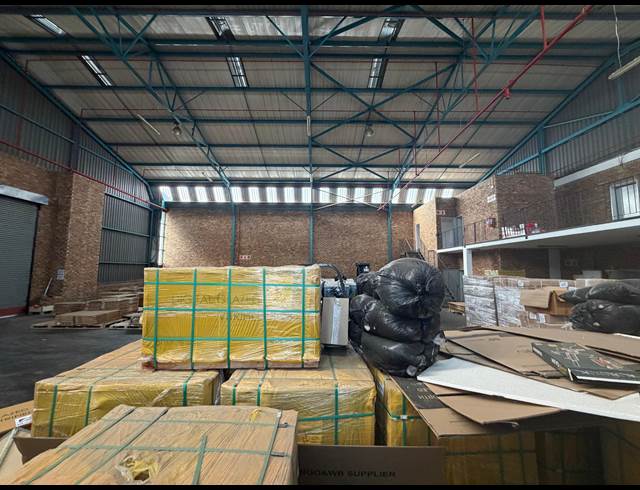 818M² WAREHOUSE TO LET IN RANDJESPARK