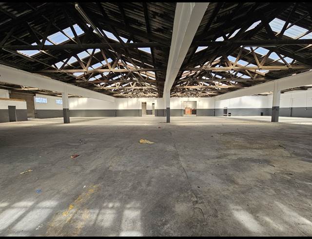 2,356M² WAREHOUSE TO LET IN EPPING INDUSTRIAL