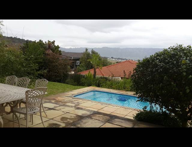 4 bed property to rent in DENNEGEUR