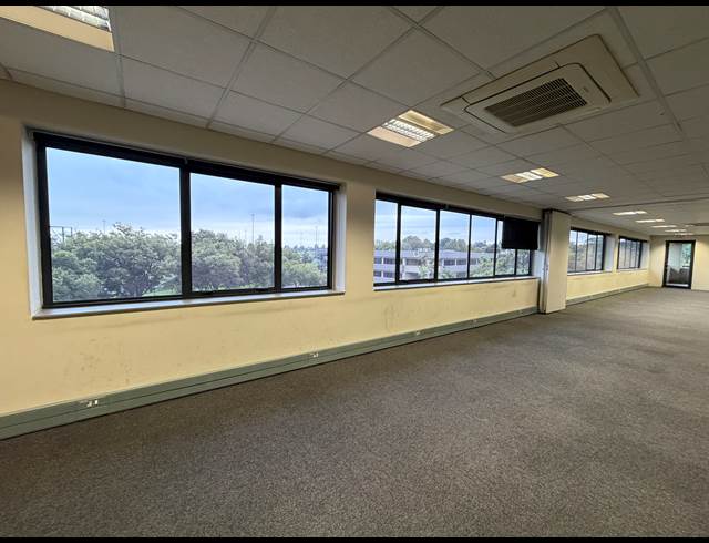 1,012M² BUILDING TO LET IN BEDFORDVIEW