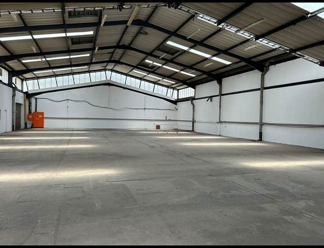 1,146M² WAREHOUSE TO LET IN ANDERBOLT
