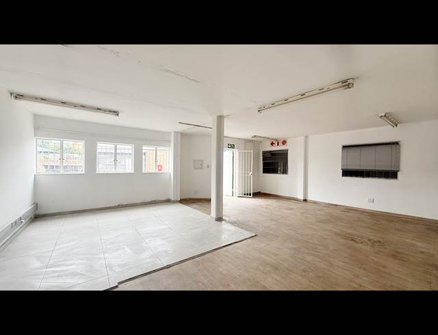 428M² WAREHOUSE TO LET IN MEADOWDALE