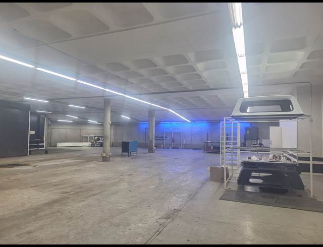 633M² WORKSHOP TO LET IN RIVERSIDE PARK