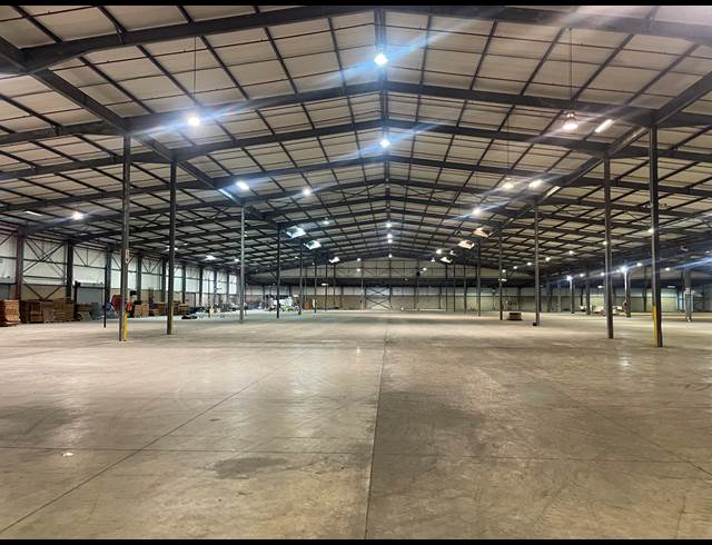 25,539M² WAREHOUSE TO LET IN MOBENI