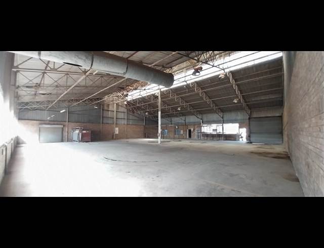 690M² WAREHOUSE TO LET IN KLERKSOORD