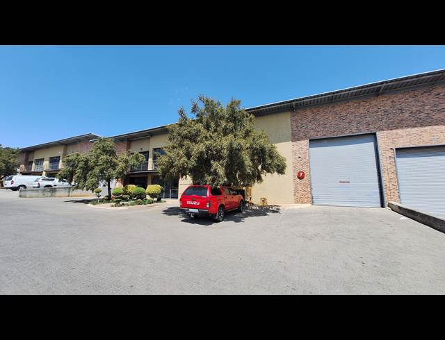 963M² WAREHOUSE TO LET IN NORTH RIDING
