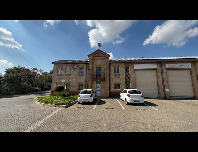 477M² WAREHOUSE TO LET IN LINBRO PARK