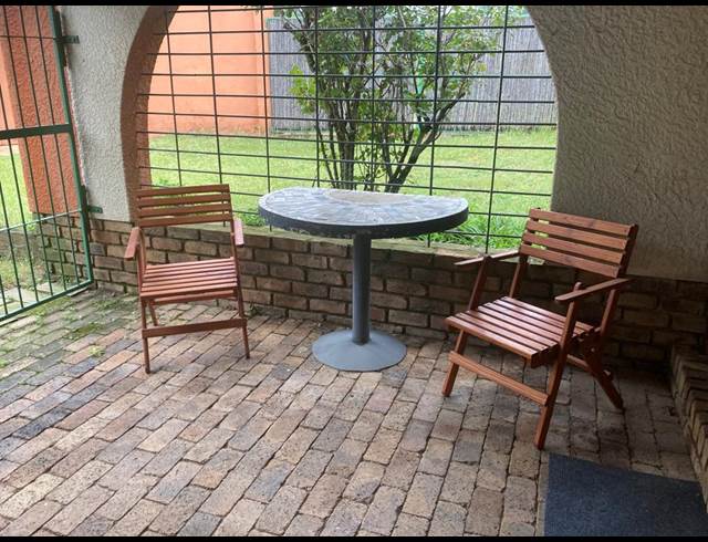 1 bed property to rent in NIETGEDACHT 535-JQ