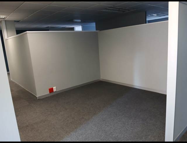 330M² OFFICE TO LET IN WESTVILLE