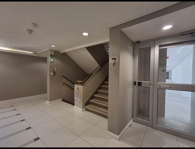 340M² OFFICE TO LET IN CAPE TOWN CITY CENTRE