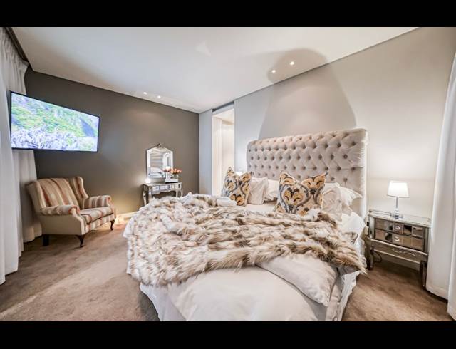 2 BEDROOM APARTMENT TO LET IN MORNINGSIDE