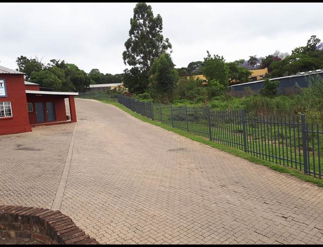 130M² BUILDING TO LET IN WHITE RIVER CENTRAL
