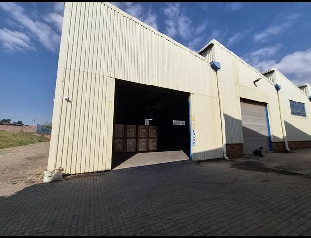 1,972M² WAREHOUSE TO LET IN OLIFANTSFONTEIN