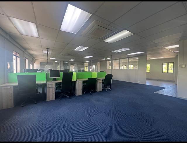 235M² OFFICE TO LET IN MEYERSDAL