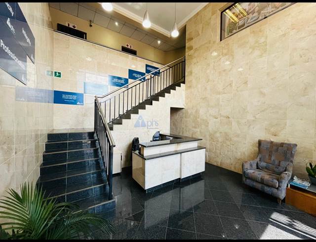 839M² OFFICE TO LET IN NOORDWYK
