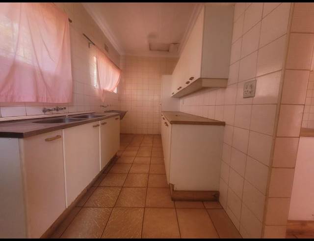 4 BEDROOM PROPERTY TO RENT IN CASSELDALE