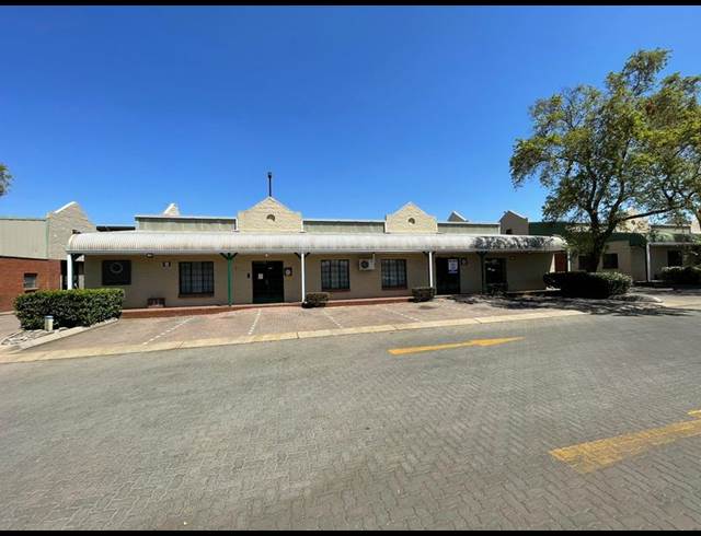 INDUSTRIAL PROPERTY TO RENT IN HENNOPSPARK