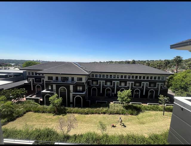 97M² OFFICE TO LET IN HYDE PARK
