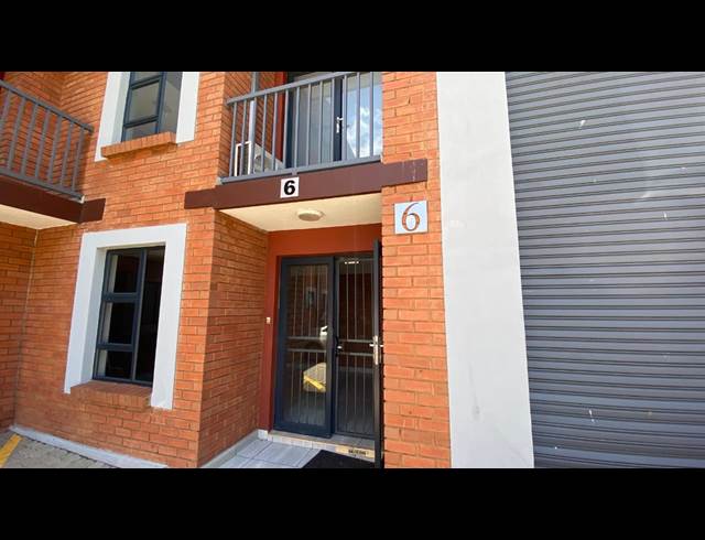 300M² WAREHOUSE TO LET IN HENNOPSPARK