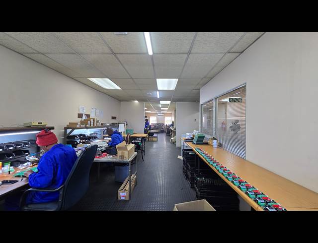 1,535M² WAREHOUSE TO LET IN SPARTAN