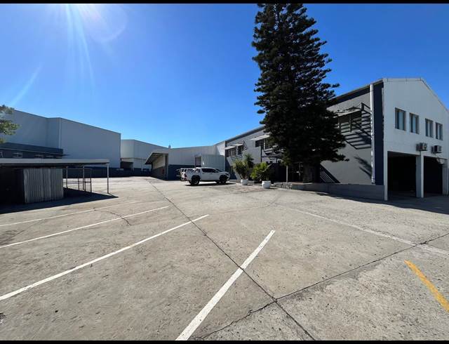 2,770M² WAREHOUSE TO LET IN EPPING INDUSTRIAL
