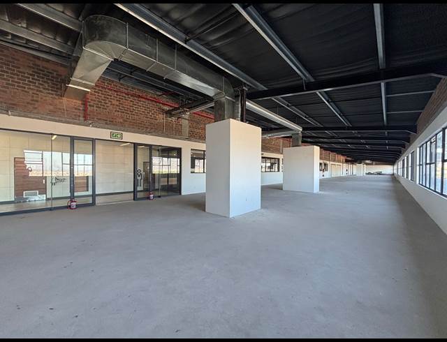 942M² OFFICE TO LET IN SIR LOWRYS PASS