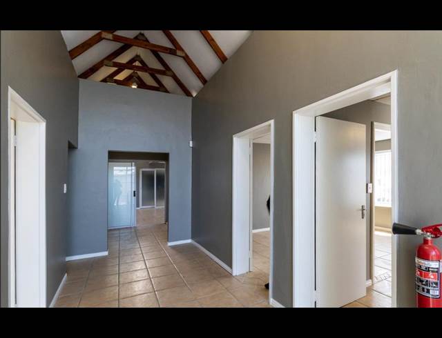 311M² WAREHOUSE TO LET IN OKAVANGO PARK