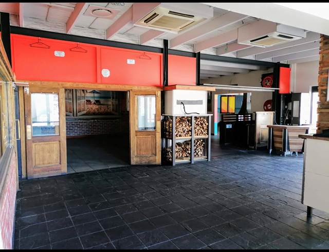 589M² RESTAURANT TO LET IN DURBANVILLE CENTRAL