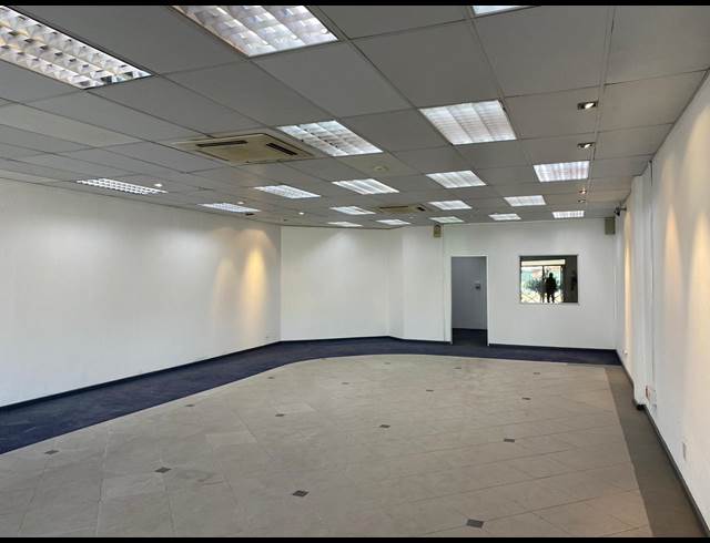 123M² RETAIL TO LET IN ISANDO